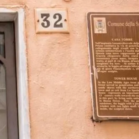 La Casa Della Bifora Cinque Terre * לה ספציה